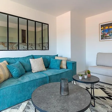 Modern In لا سيوتا